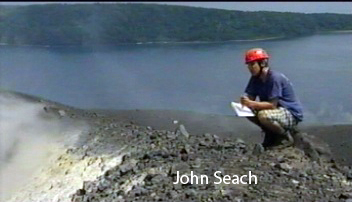 krakatau volcano indonesia